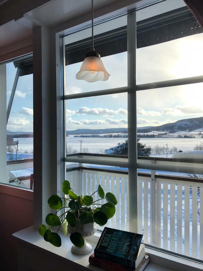 Villa Utanfoer Oernskoeldsvik, Hoega Kusten Eksteriør bilde